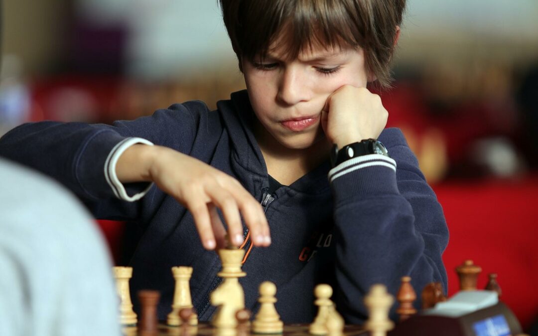 Le Lions Club de Saint-Louis soutient un jeune prodige des échecs