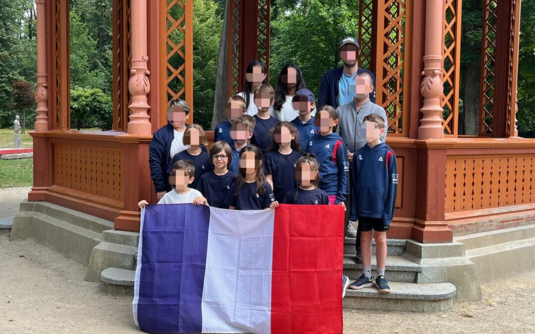 Matteo, 8 ans, décroche une brillante 4ᵉ place au Championnat d’échecs de l’Union européenne